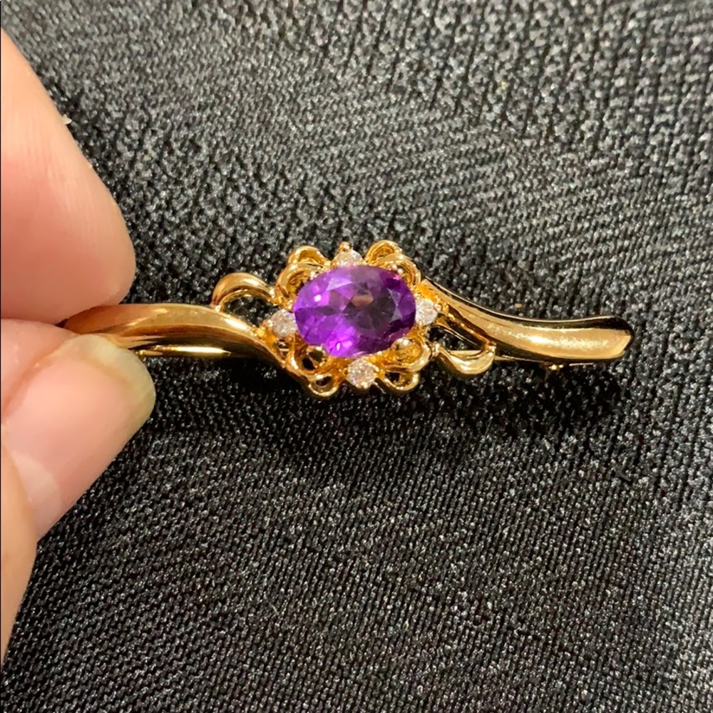 NIB gold toned pin with purple stone 4 clear stone - Picture 4 of 4